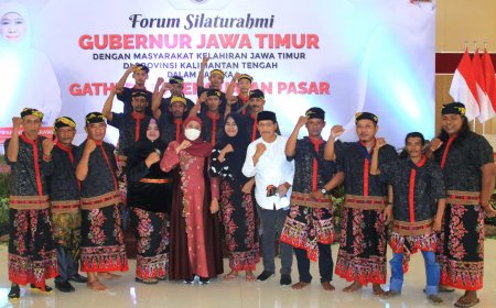 Bertemu Masyarakat Kelahiran Jatim di Kalteng, Gubernur Khofifah Terima Usulan Direct Flight Palangkaraya -