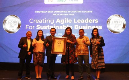 FIF Group Dapat Penghargaan Dari Majalah SWA, NBO Indonesia, dan Swanetwork