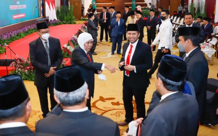 Gubernur Jatim Kukuhkan Komite Daerah Ekonomi dan Keuangan Syariah
