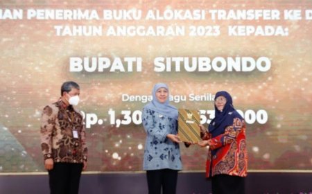 Gubernur Jatim Serahkan DIPA Tahun 2023