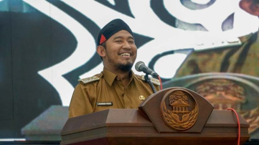 Perkuat Literasi, Bupati Sumenep Siapkan Ruang untuk  Menulis