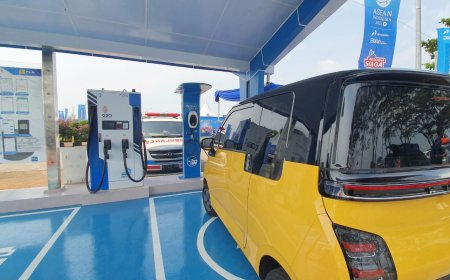 Jajal SPKLU PLN di Rest Area Kanci - Pejagan, Begini Kata Pemudik