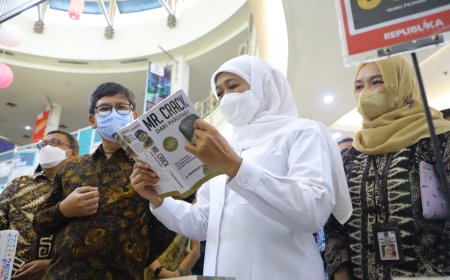 Hari Buku Sedunia, Khofifah Dorong Masyarakat Minat Baca