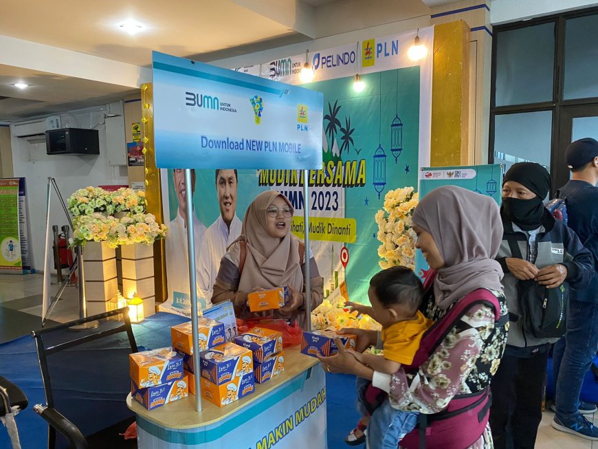 PLN Layani Pemudik di Posko Pelabuhan Tanjung Balai Karimun