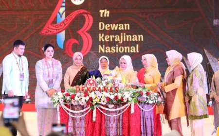 Hadiri Acara Puncak Peringatan HUT Dekranas ke-43, Arumi Bachsin Optimis Banyaknya Budaya di Jatim Pemicu Munculnya Banyak Kriya