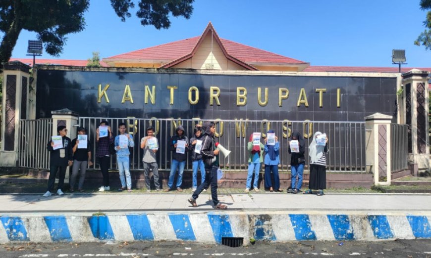 PMII Bondowoso Orasi Publik, Pertanyakan Visi Misi Melesat