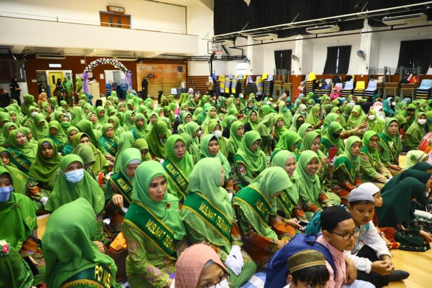 Di Harlah PCI Muslimat NU Hong Kong - Macao, Gubernur Khofifah Tekankan Kewaspadaan