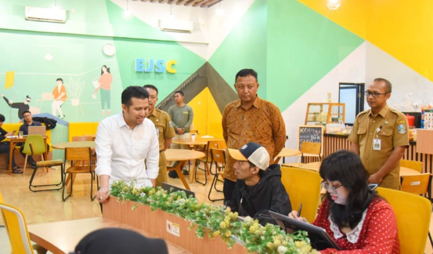 Kunjungi EJSC Bakorwil Madiun, Wagub Emil Sampaikan Rencana Penyediaan Fasilitas Urus HAKI