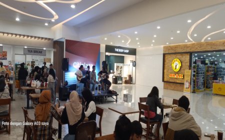 Malam Minggu, Citiplaza Bondowoso Sediakan Panggung Akustik Tuk Musisi Band Lokal