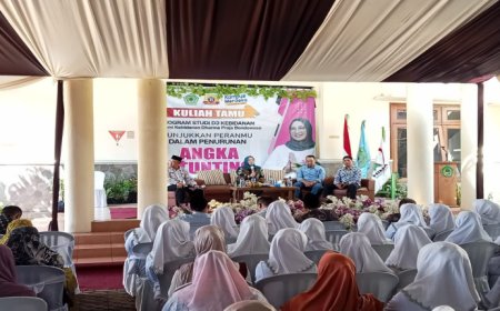 Bahas Stunting, Komisi lX DPR RI Isi Kuliah Tamu di Akbid Darma Praja Bondowoso