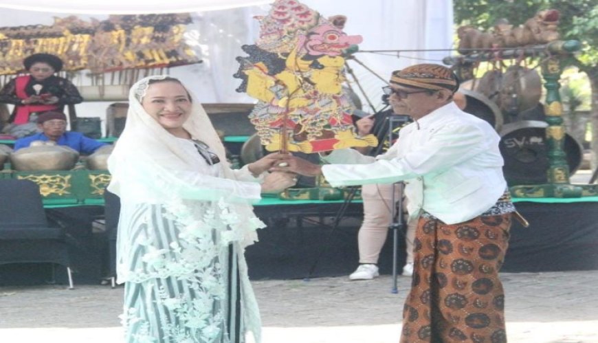 Ratusan Warga Ikuti Ruwatan Murwakala yang Berlangsung Sakral di Kayangan Api Bojonegoro