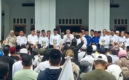 Sebelum Daftar ke KPU, Rahmad Ziarah ke makam Ki Ronggo dan Minta Doa Ke PCNU Bondowoso