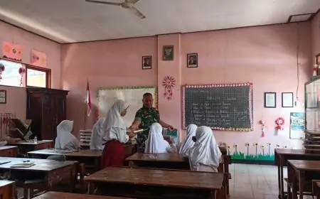 Babinsa Kademangan Perkuat Edukasi Gizi dalam Penyaluran Program MBG di SDN Kademangan Bondowoso
